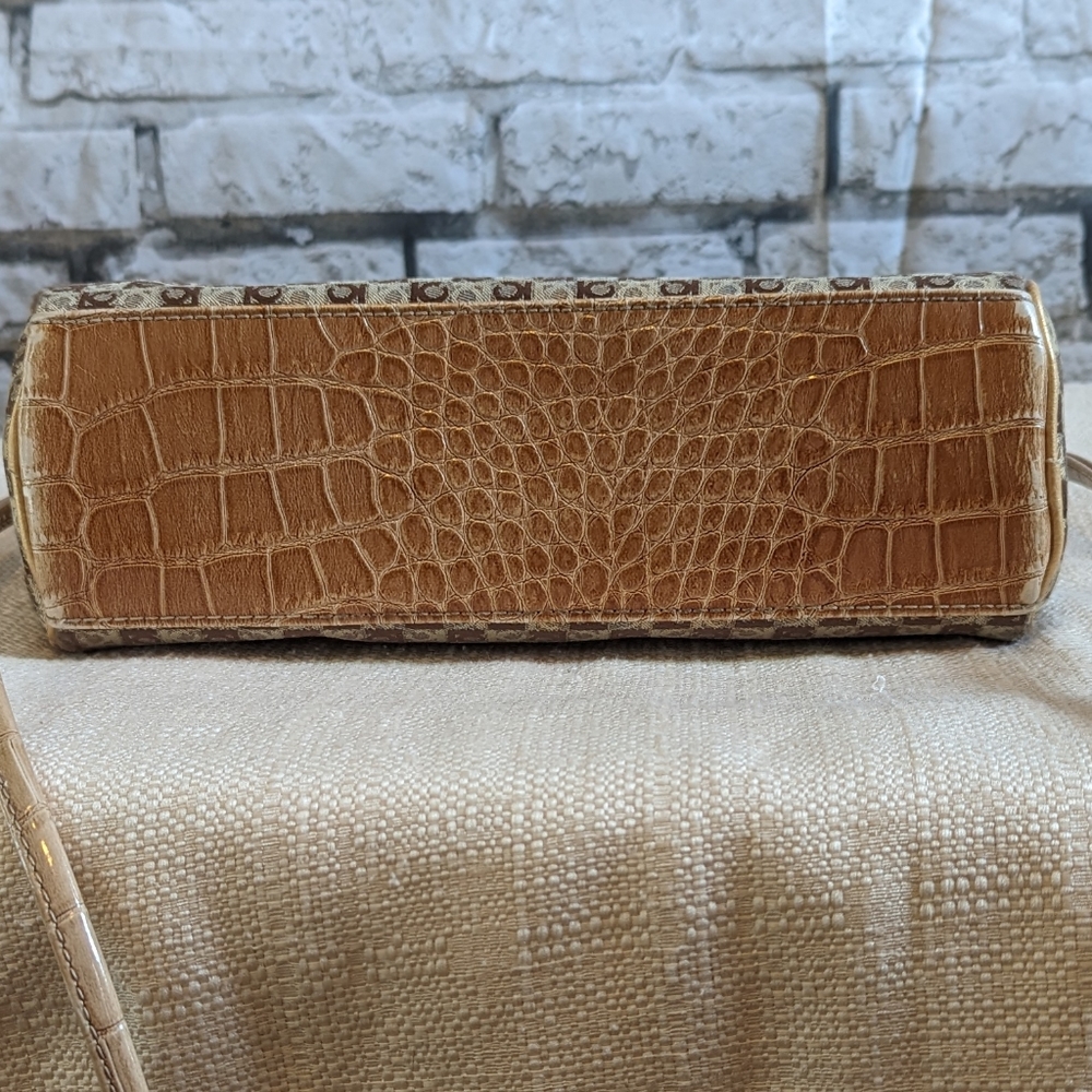 Vntg Liz Claiborne Signature small bag - Picture 7 of 10